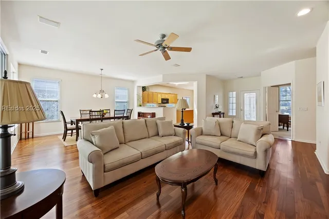 $525,000 | 167 Hampton Circle, Bluffton, SC 29909