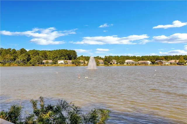 $525,000 | 167 Hampton Circle, Bluffton, SC 29909