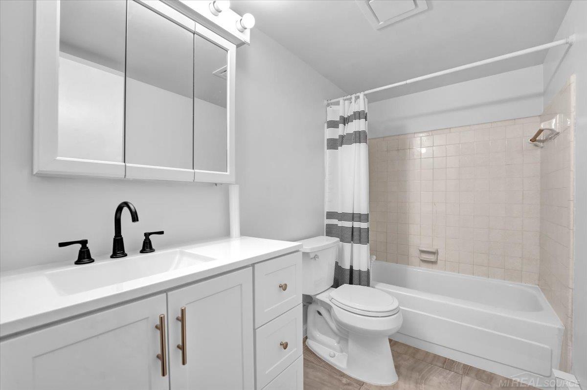 1617 South Riverside Avenue, Unit 4 St. Clair, MI 48079 - Photo 17 of 17