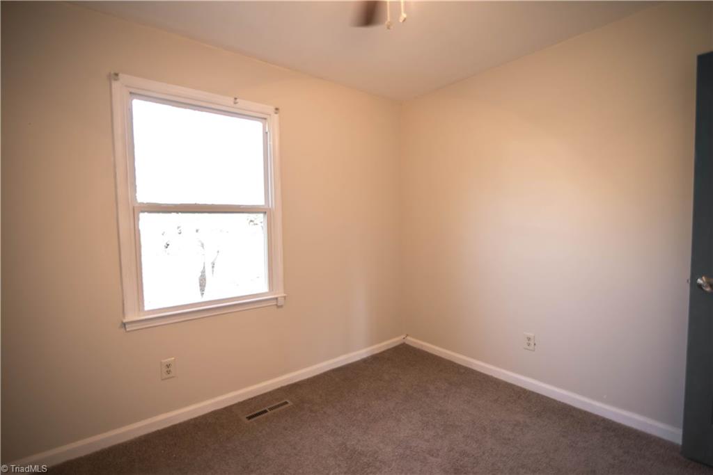 6655 El Rancho Drive Rural Hall, NC 27045 - Photo 10 of 30