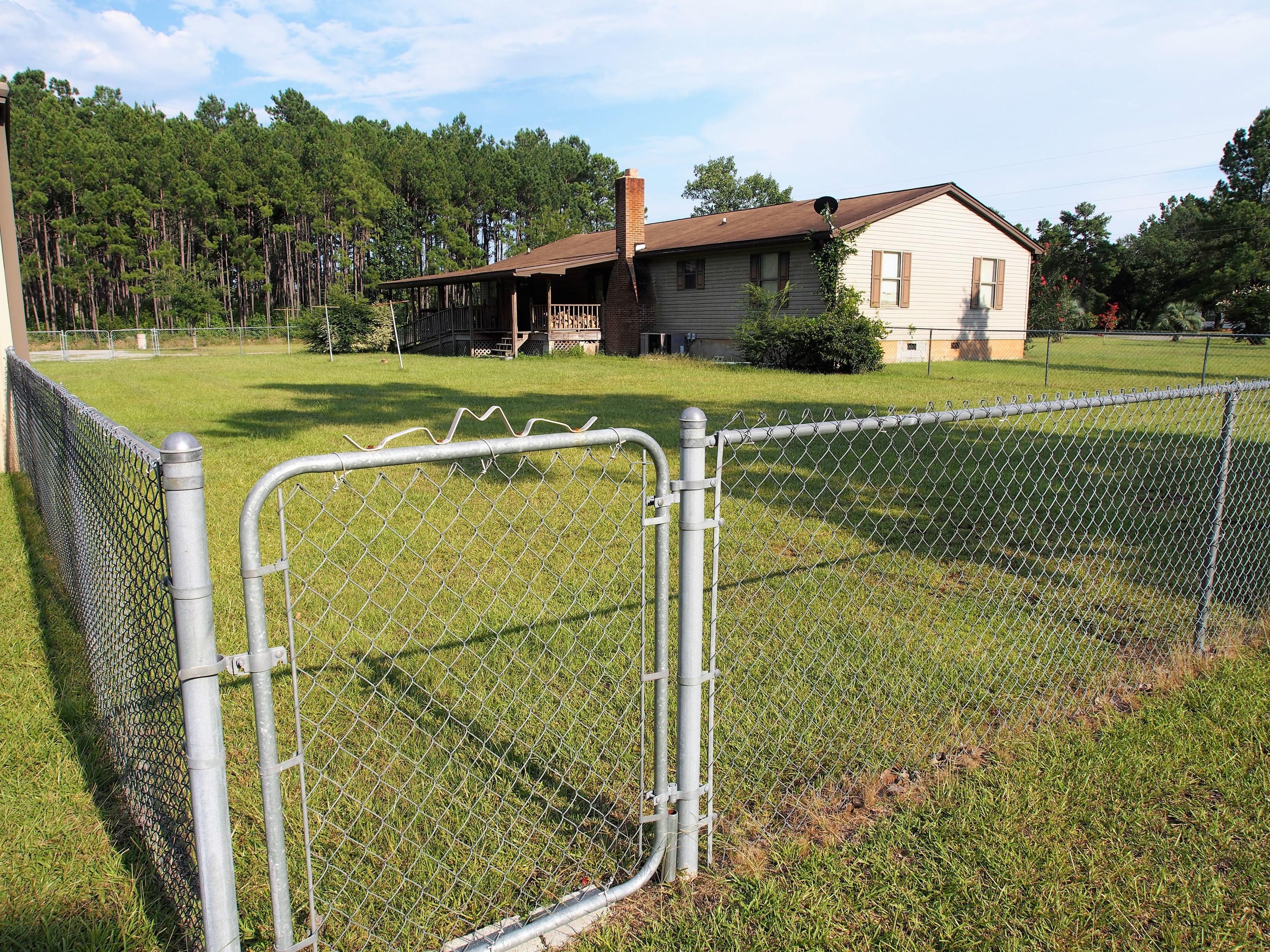 1222 Witherbee Road Moncks Corner, SC 29461 - Photo 7 of 40 1kk