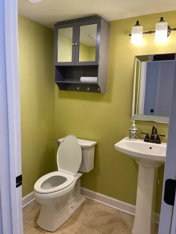 $540,000 | 1925 East Waverly Lane, Arlington Heights, IL 60004