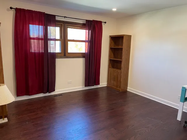 $540,000 | 1925 East Waverly Lane, Arlington Heights, IL 60004