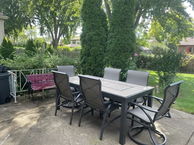 $540,000 | 1925 East Waverly Lane, Arlington Heights, IL 60004