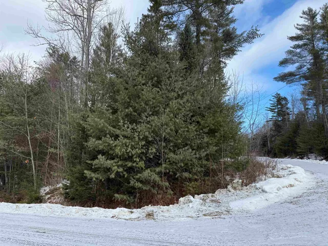 $99,500 | 11 Dove Lane, Canaan, NH 03741