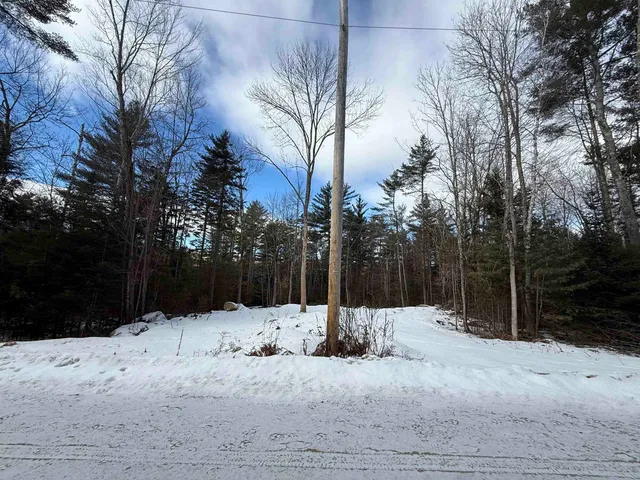 $99,500 | 11 Dove Lane, Canaan, NH 03741