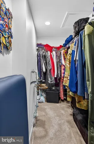 $475,000 | 44 Brook Drive, Burlington, NJ 08016