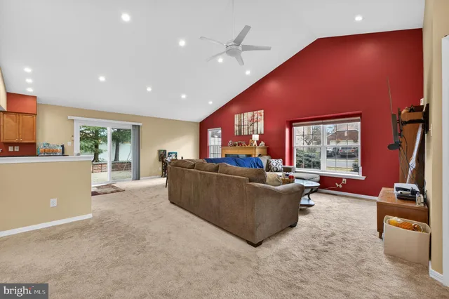 $475,000 | 44 Brook Drive, Burlington, NJ 08016