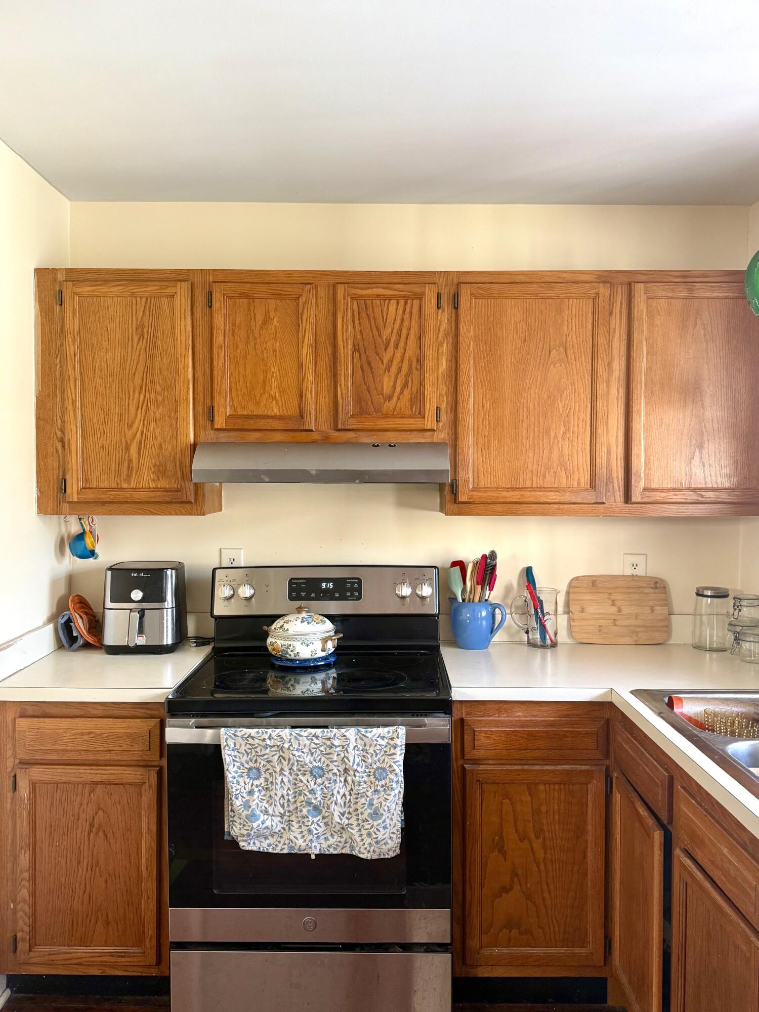 107 Smith Street, Unit B Charleston, SC 29403 - Photo 7 of 21 Kitchen
