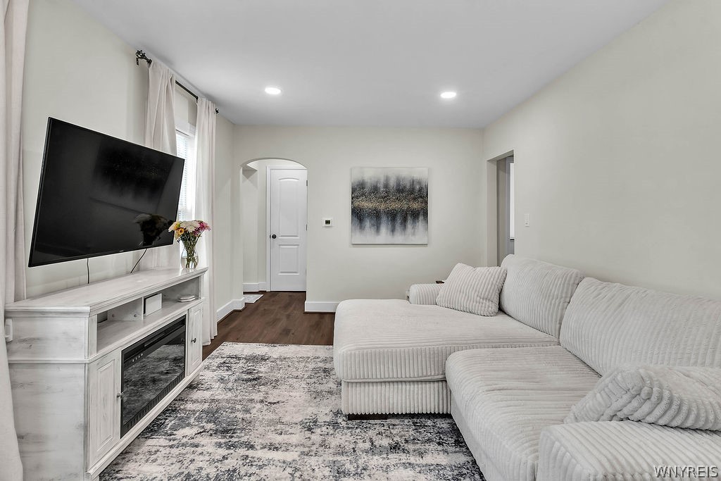 7117 Packard Road Niagara, NY 14304 - Photo 10 of 41