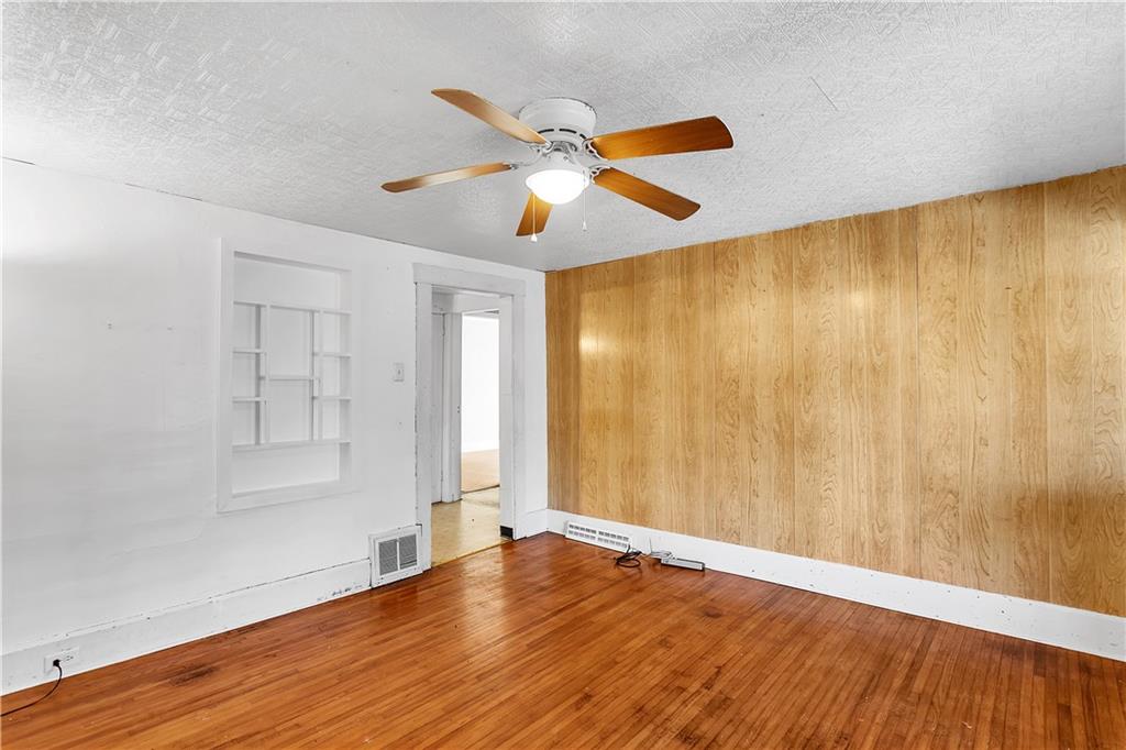 1080 Valley Club Road Irwin, PA 15642 - Photo 11 of 23 Gallery Image 11
