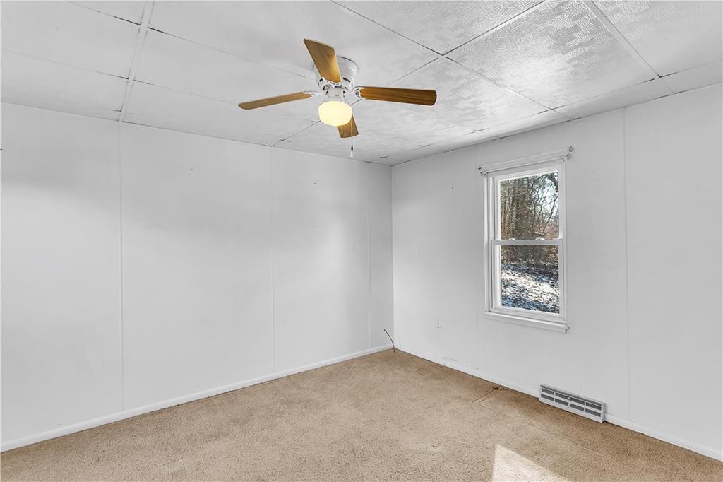 1080 Valley Club Road Irwin, PA 15642 - Photo 19 of 23 Gallery Image 19