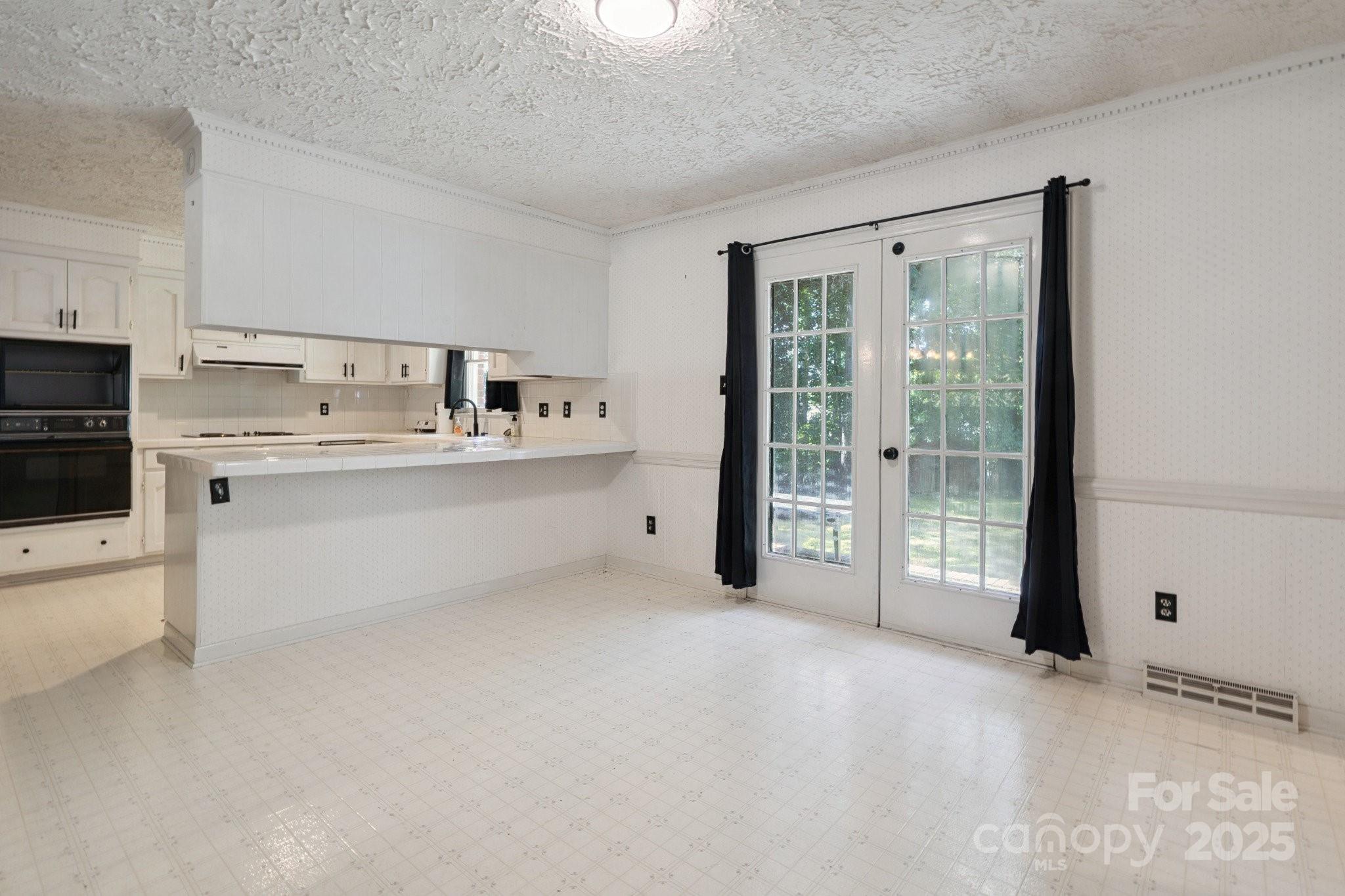 10120 Withers Road Charlotte, NC 28278 - Photo 17 of 34 Gallery Image 17