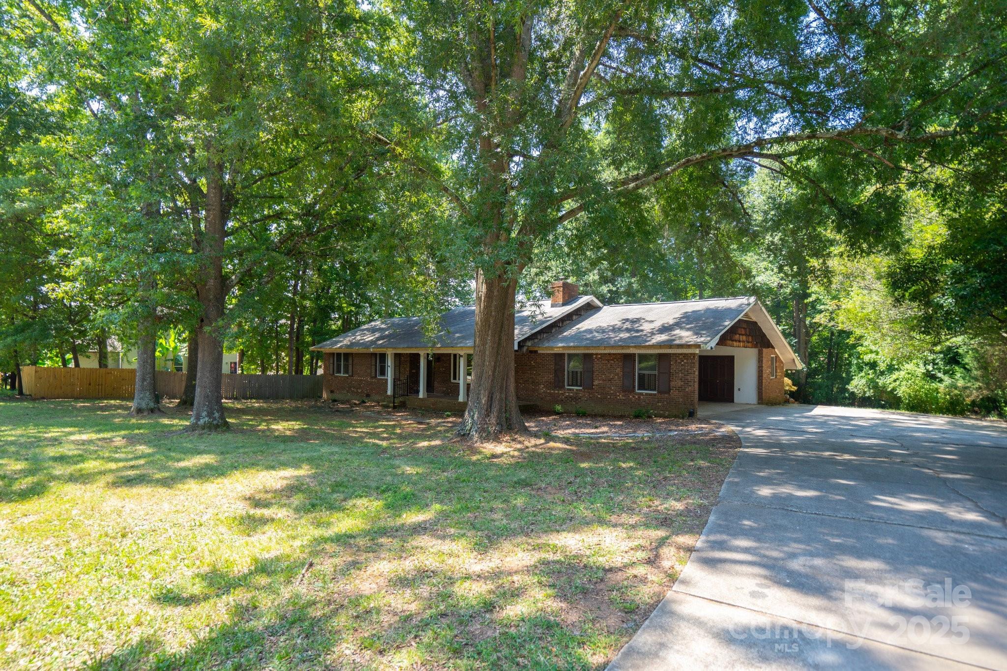 10120 Withers Road Charlotte, NC 28278 - Photo 2 of 34 Gallery Image 2
