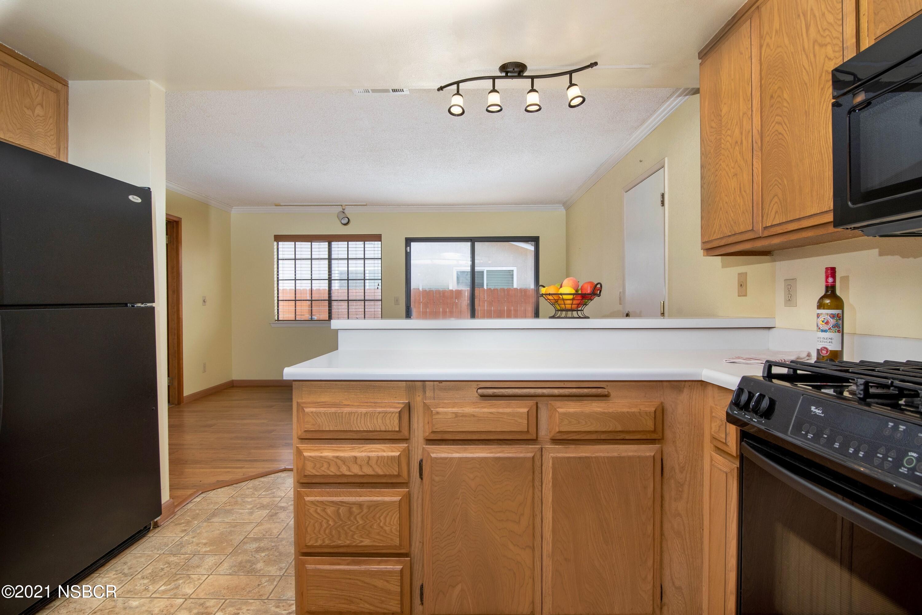 513 Crosby Drive Lompoc, CA 93436 - Photo 6 of 18 009_74701810