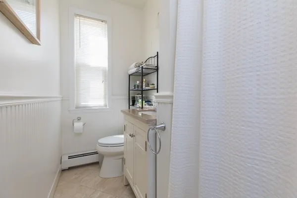 $3,600 | 155 L Street, Unit 1, Boston, MA 02127