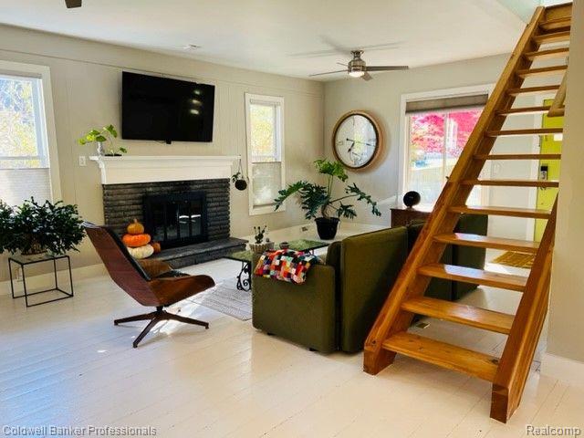 809 Main Street Fenton, MI 48430 - Photo 1 of 28 Gallery Image 1