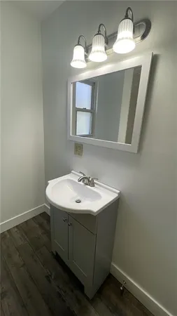 $1,000 | 424 West 7th Avenue, Unit 1, Tarentum, PA 15084