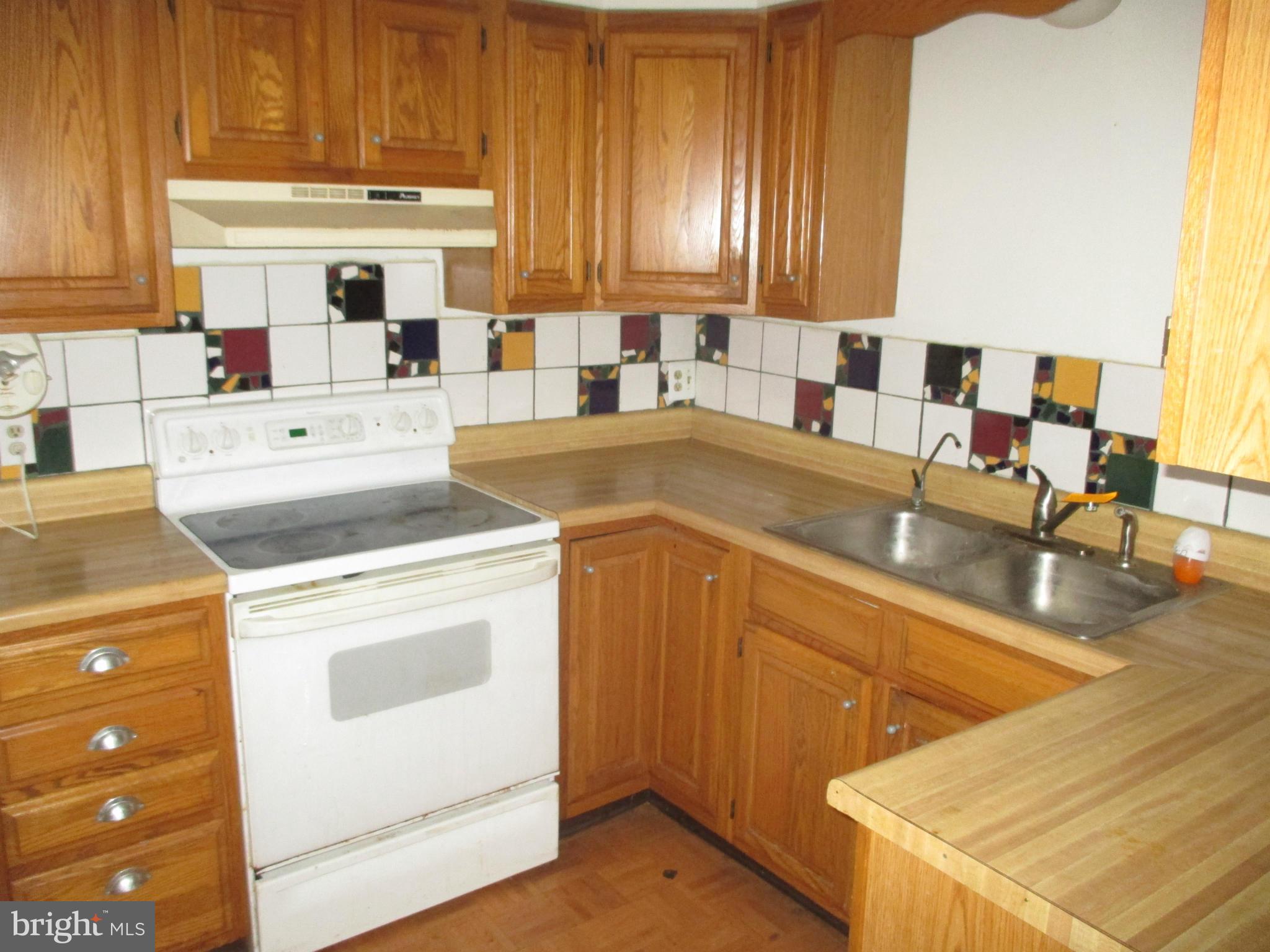 149 East Village Road Elkton, MD 21921 - Photo 3 of 10 Kitchen