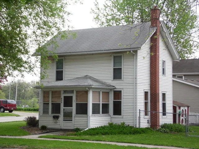 $139,000 | 800 1st Avenue, Rochelle, IL 61068