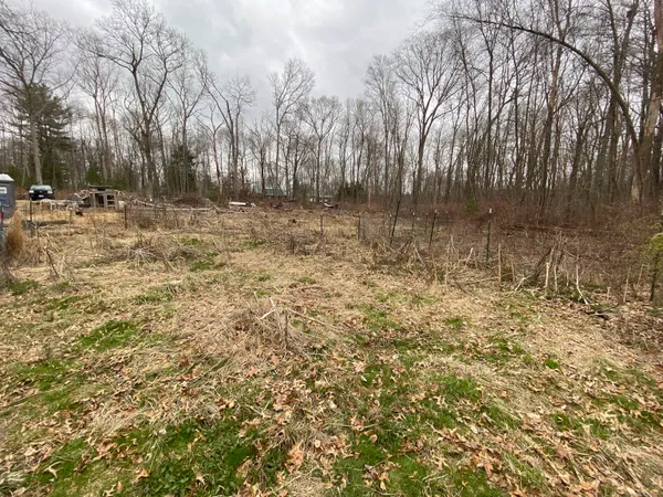 $99,900 | 26 Bass Lane, Brooklyn, CT 06234
