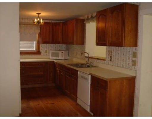 221 Gay Road Groton, MA 01450 - Photo 4 of 21
