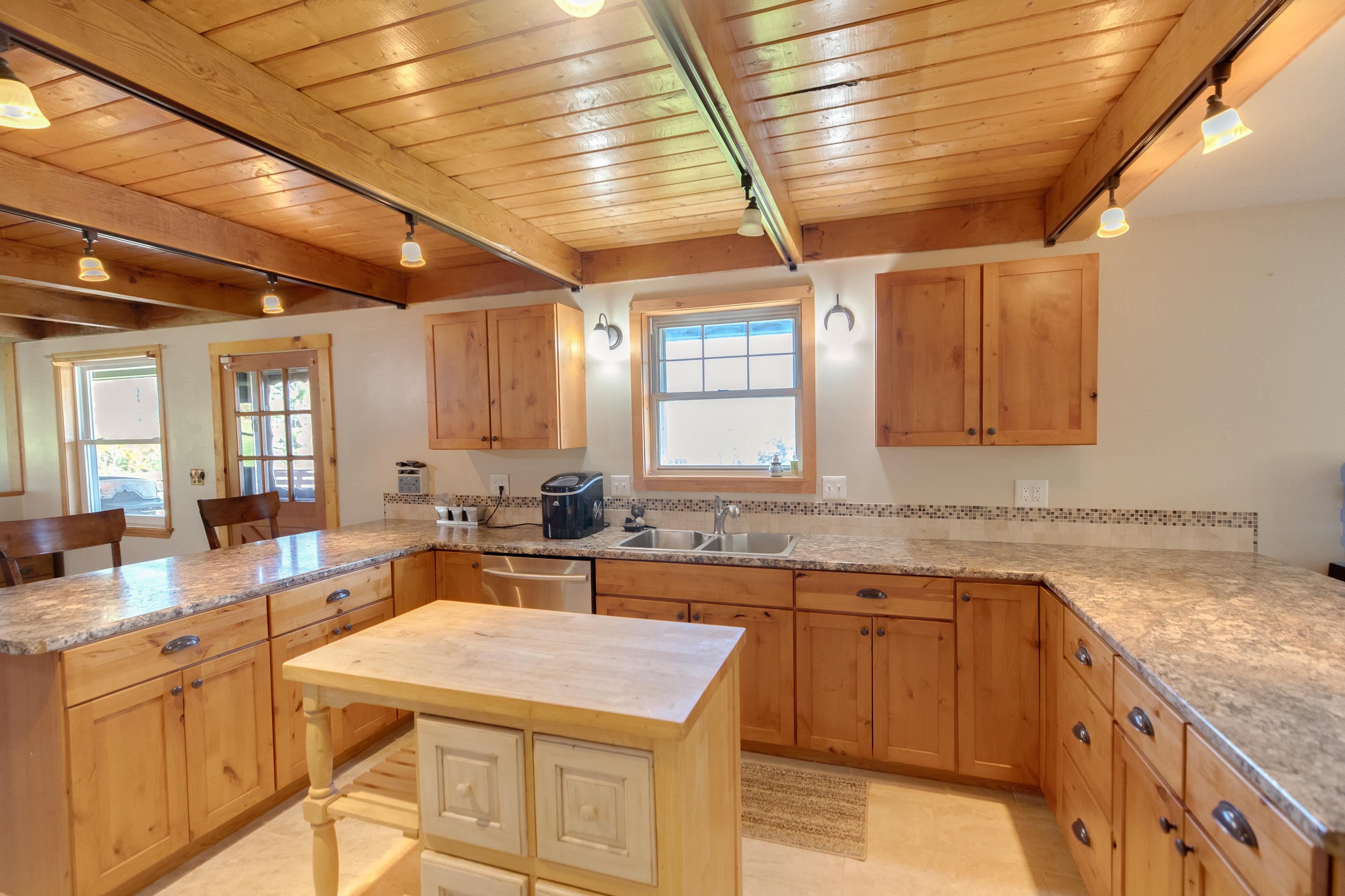 150 Quebec Road Lyman, NH 03585 - Photo 15 of 40