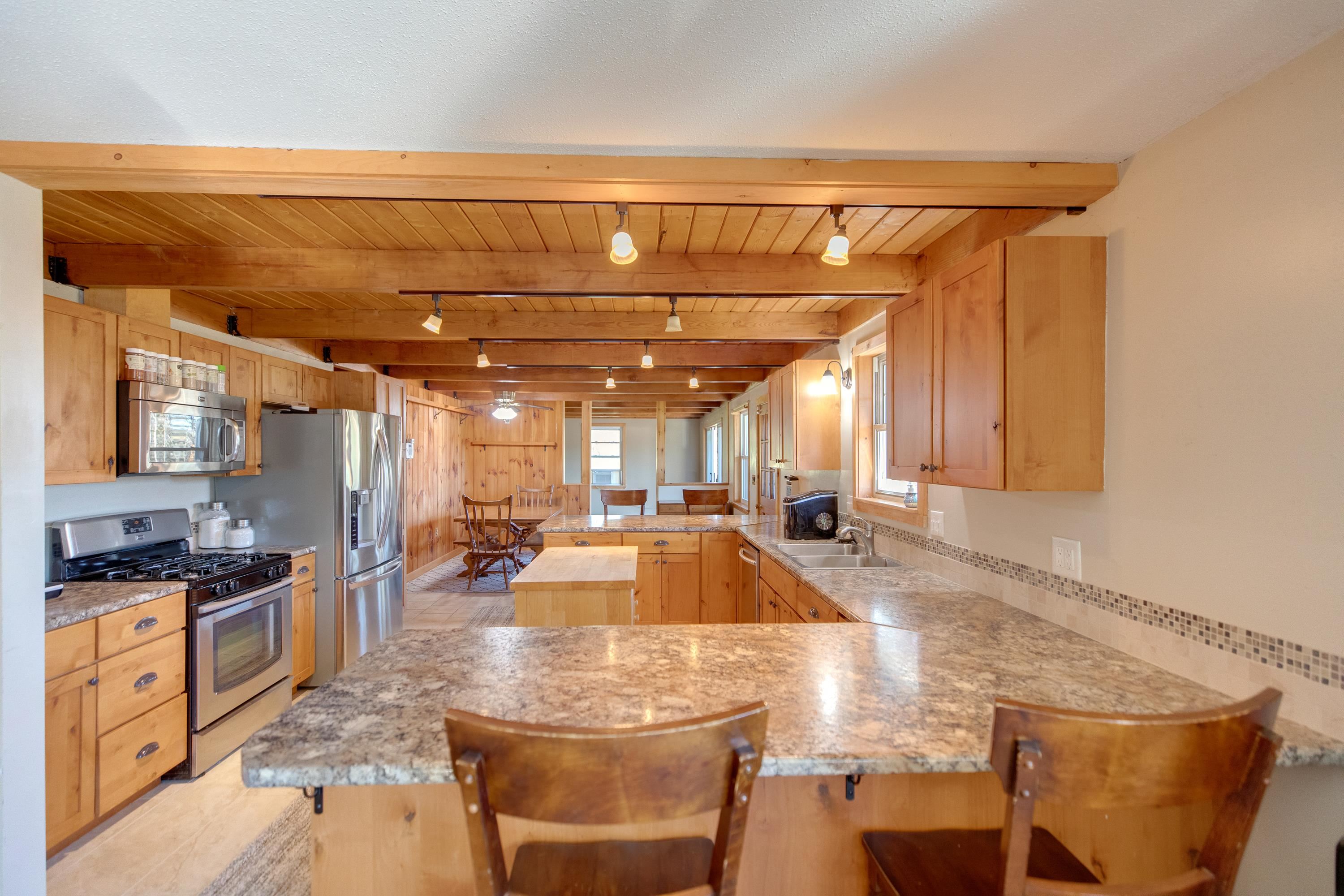 150 Quebec Road Lyman, NH 03585 - Photo 8 of 40