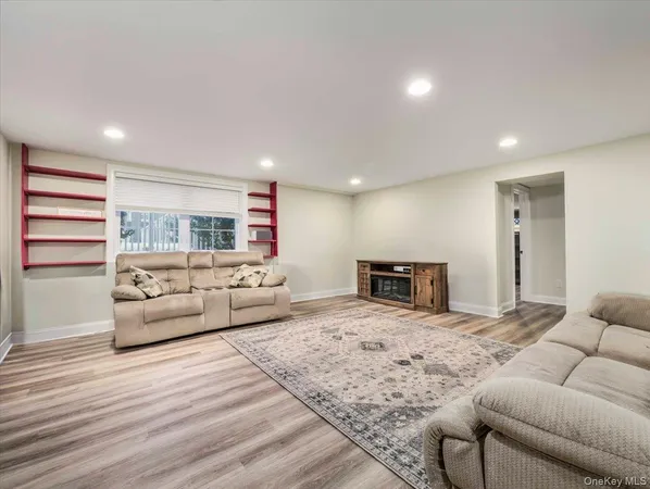 $5,500 | 5 Indian Drive, West Nyack, NY 10994