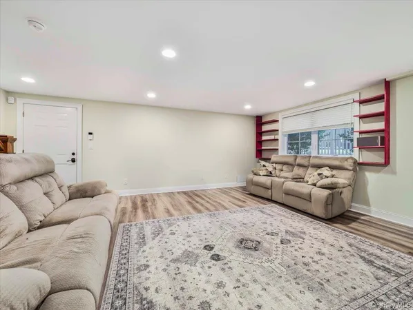 $5,500 | 5 Indian Drive, West Nyack, NY 10994