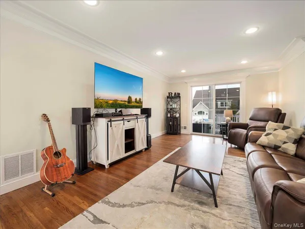 $5,500 | 5 Indian Drive, West Nyack, NY 10994