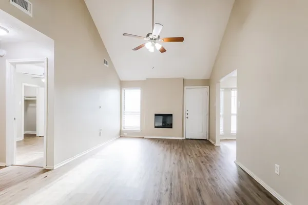 $1,800 | 12207 Evening Glen Court, Tomball, TX 77375