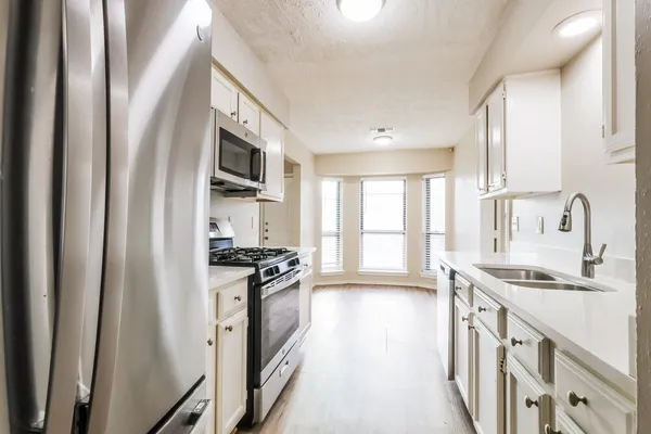 $1,800 | 12207 Evening Glen Court, Tomball, TX 77375