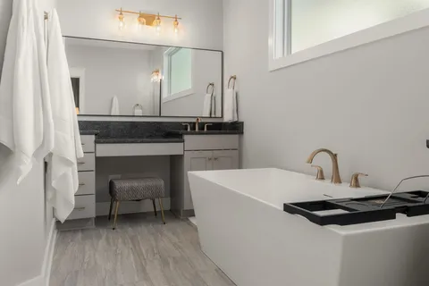 $889,000 | 4609 B Illinois Avenue, Nashville, TN 37209