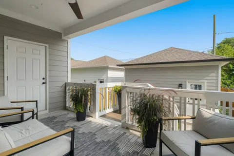 $889,000 | 4609 B Illinois Avenue, Nashville, TN 37209