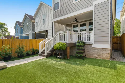 $889,000 | 4609 B Illinois Avenue, Nashville, TN 37209