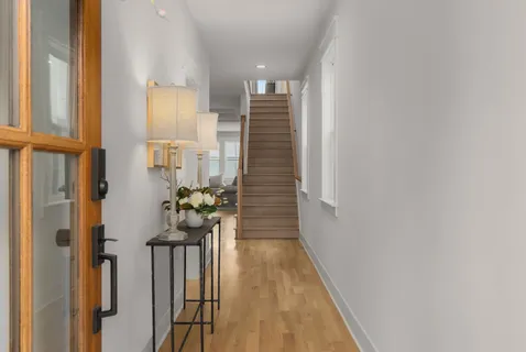 $889,000 | 4609 B Illinois Avenue, Nashville, TN 37209