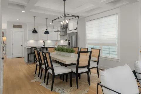 $889,000 | 4609 B Illinois Avenue, Nashville, TN 37209