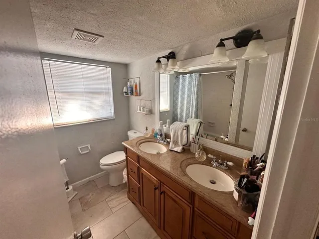 $435,000 | 613 Royal Crest Way, Brandon, FL 33511