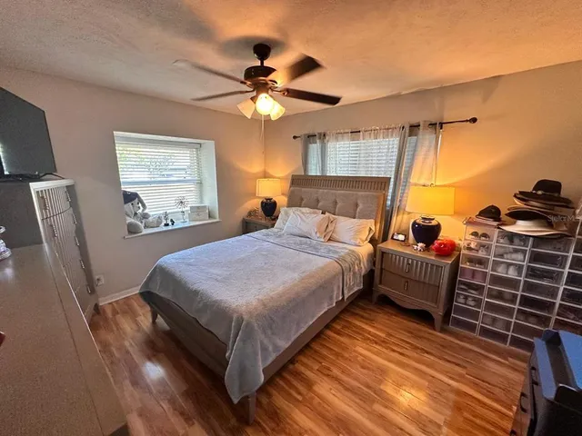 $435,000 | 613 Royal Crest Way, Brandon, FL 33511