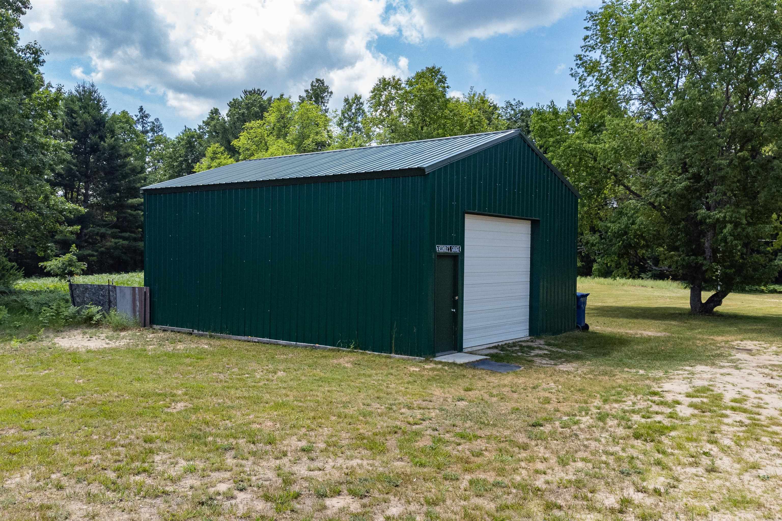 10241 West Gladwin Road Lake, MI 48632 - Photo 22 of 26