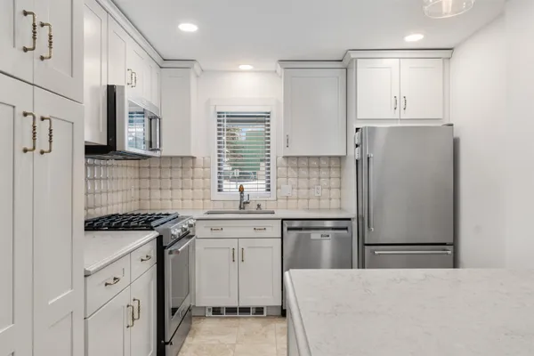 $659,000 | 60 Village Green Drive, Unit 2A, Stowe, VT 05672