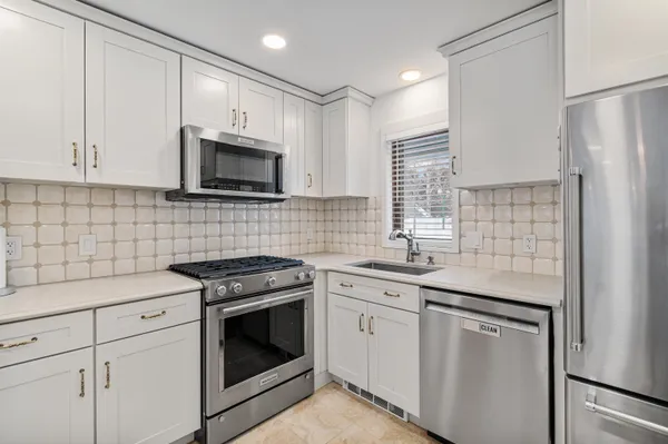 $659,000 | 60 Village Green Drive, Unit 2A, Stowe, VT 05672