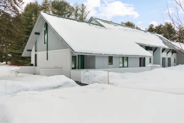 $659,000 | 60 Village Green Drive, Unit 2A, Stowe, VT 05672