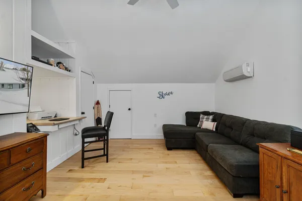 $659,000 | 60 Village Green Drive, Unit 2A, Stowe, VT 05672