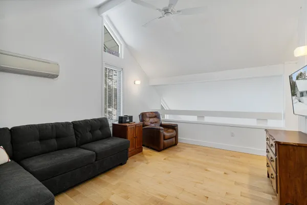 $659,000 | 60 Village Green Drive, Unit 2A, Stowe, VT 05672