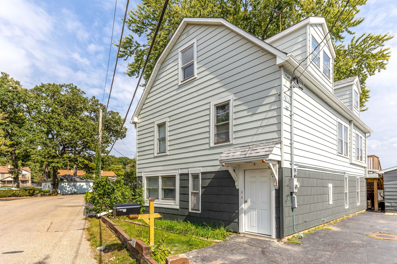 163 Eagle Point Road, Unit 1 Fox Lake, IL 60020 - Photo 2 of 26