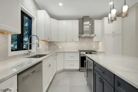 $949,999 | 21 West Cliff Street, Somerville, NJ 08876