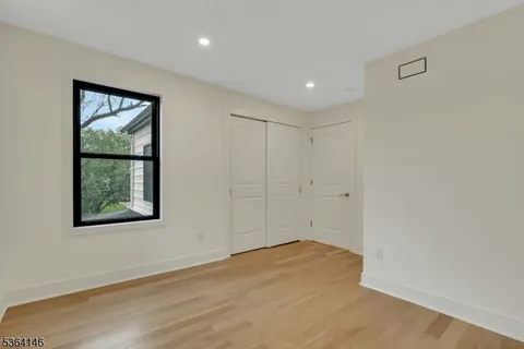 $949,999 | 21 West Cliff Street, Somerville, NJ 08876