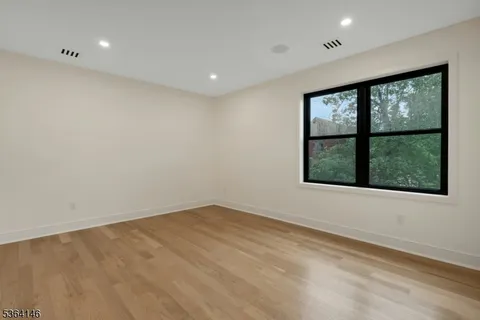 $949,999 | 21 West Cliff Street, Somerville, NJ 08876